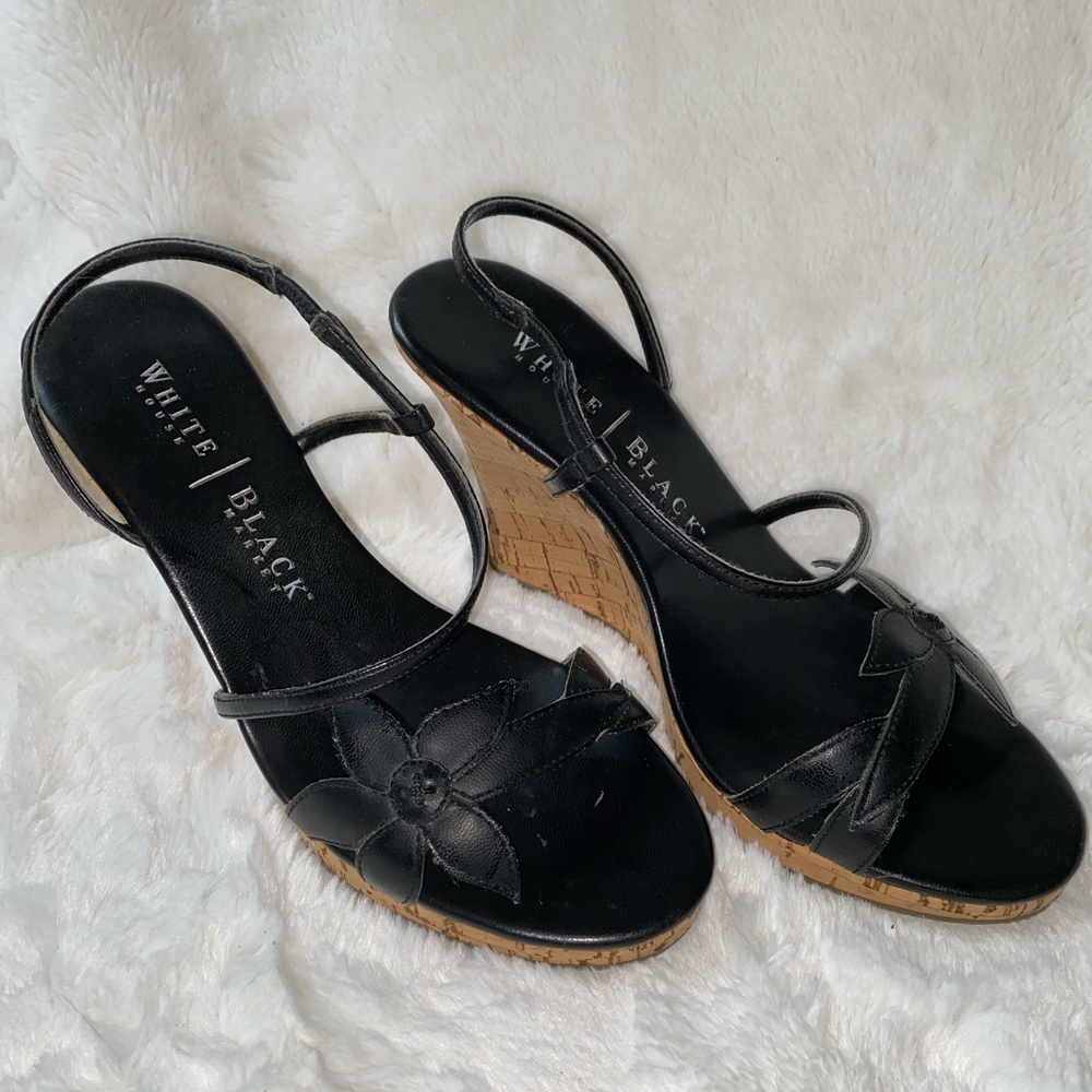 WHITE HOUSE BLACK MARKET Rhonda Wedge Platform Sandals Black 6M